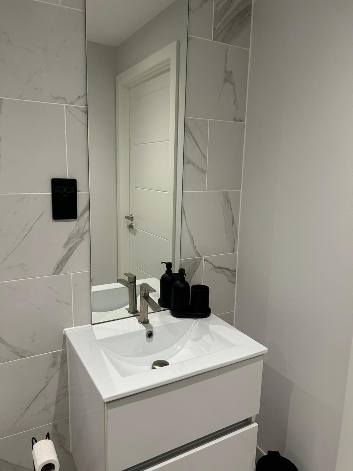 バーミンガム2 Bed 2 Bath In Digbethアパートメント エクステリア 写真